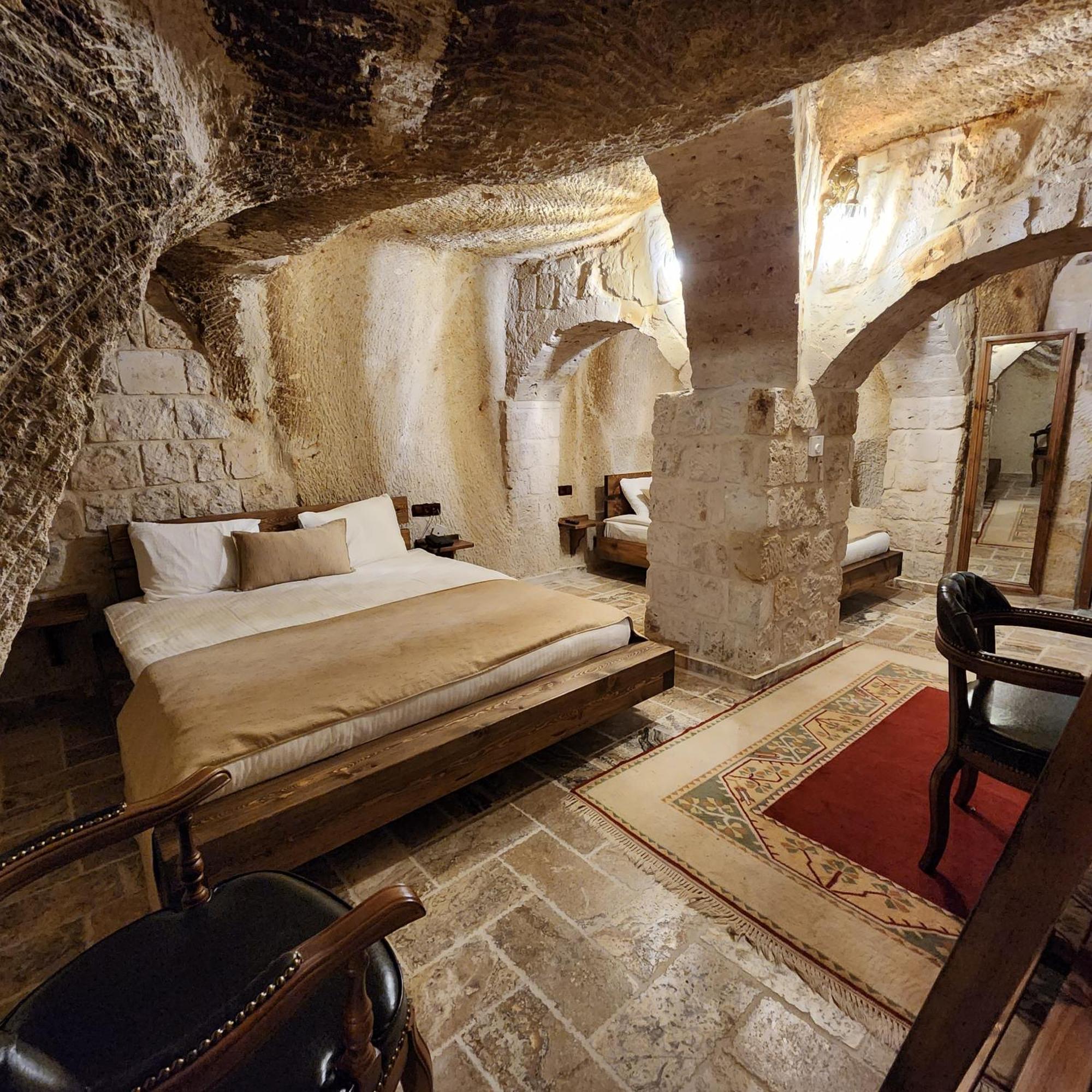 Noah'S Ark Cave Hotel เกอเรเม ภายนอก รูปภาพ