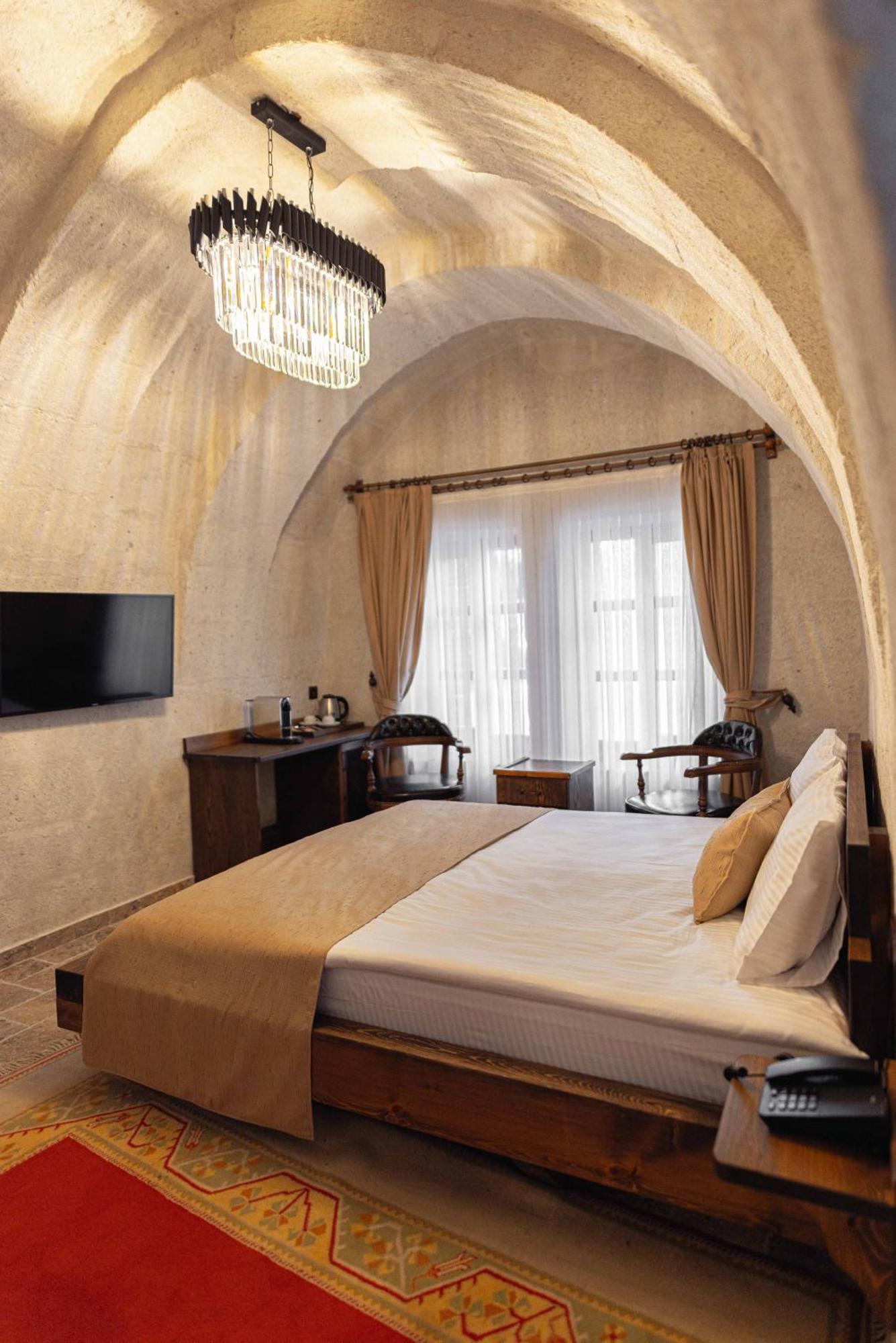 Noah'S Ark Cave Hotel เกอเรเม ภายนอก รูปภาพ