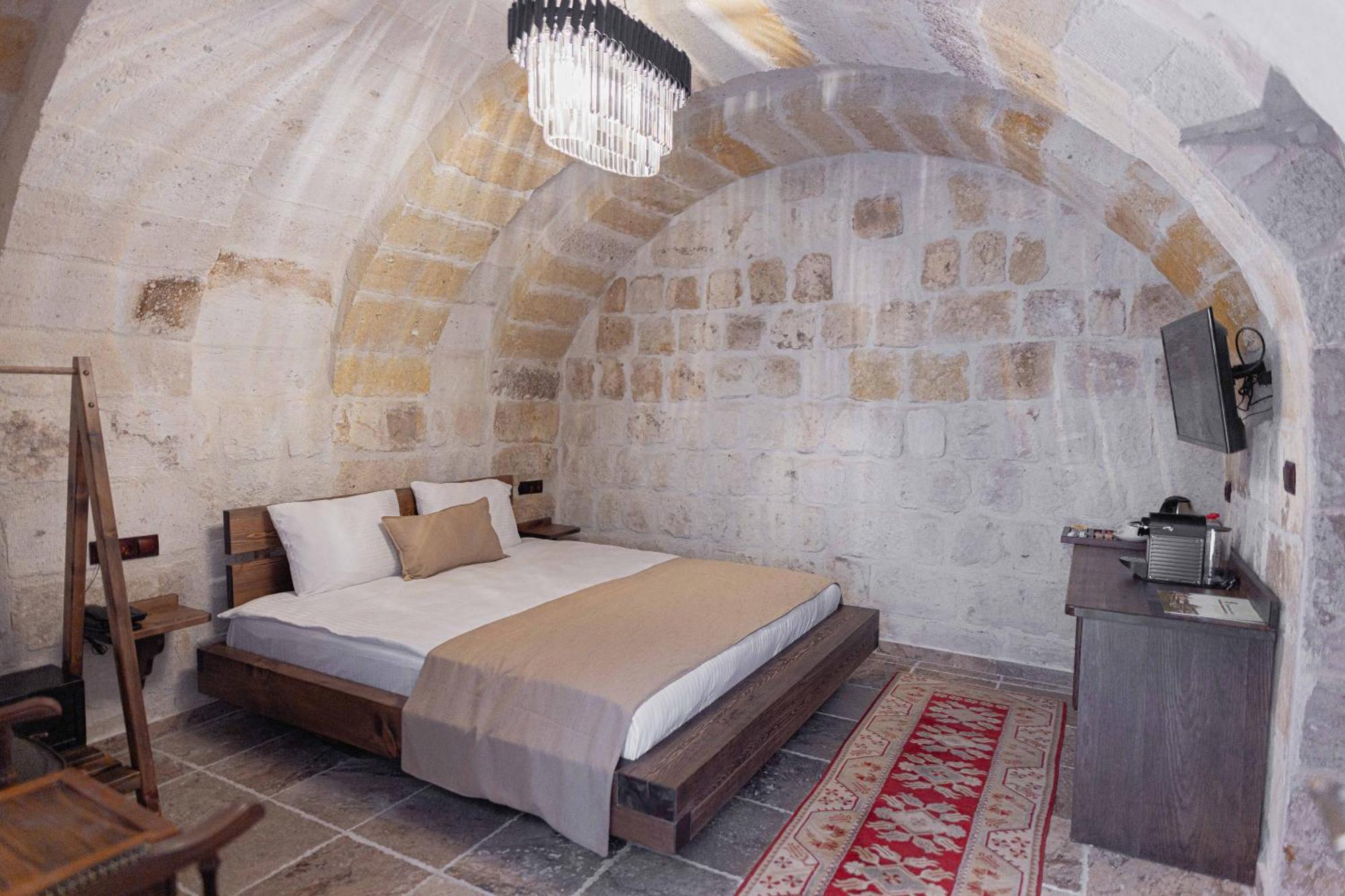 Noah'S Ark Cave Hotel เกอเรเม ภายนอก รูปภาพ