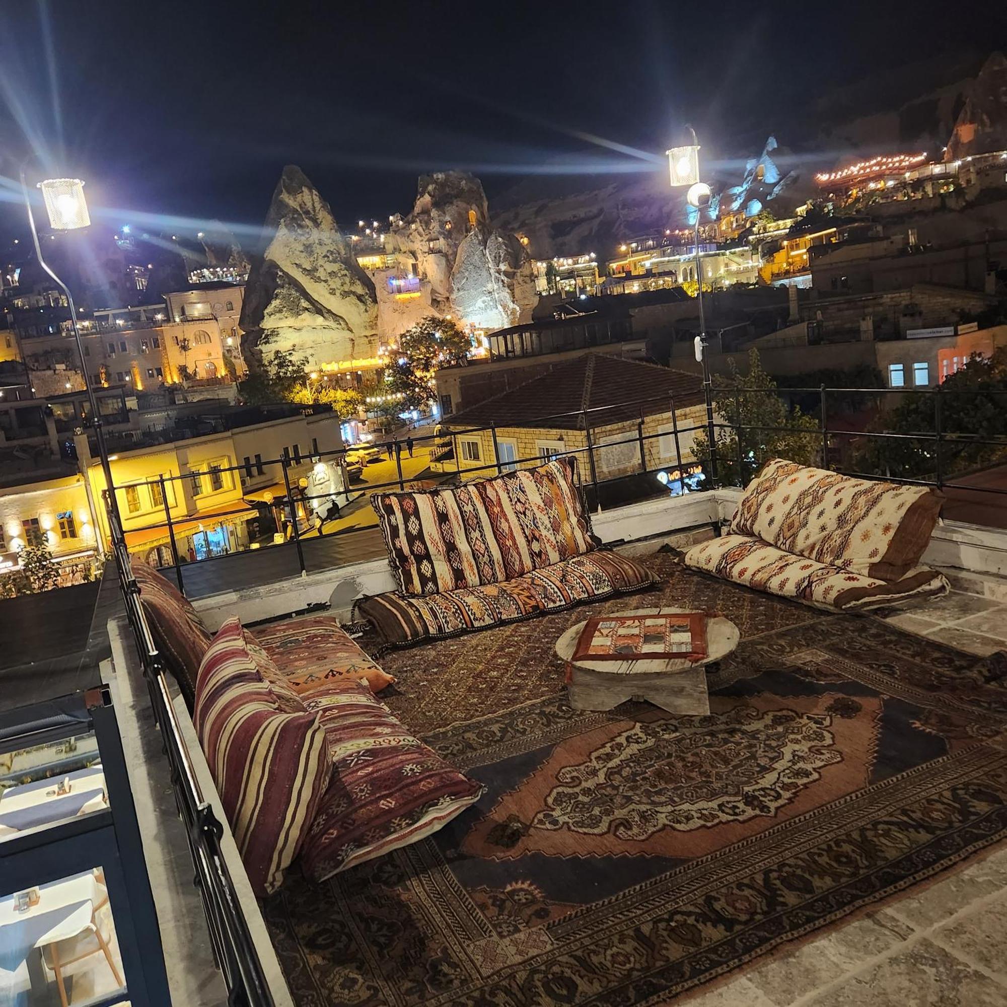 Noah'S Ark Cave Hotel เกอเรเม ภายนอก รูปภาพ
