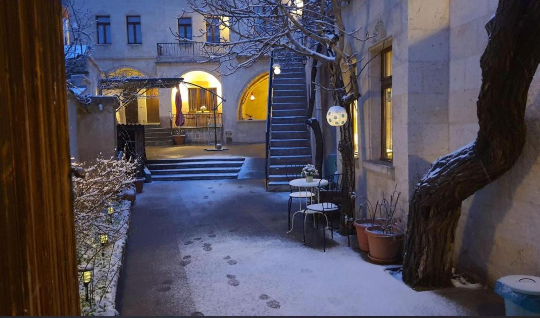 Noah'S Ark Cave Hotel เกอเรเม ภายนอก รูปภาพ